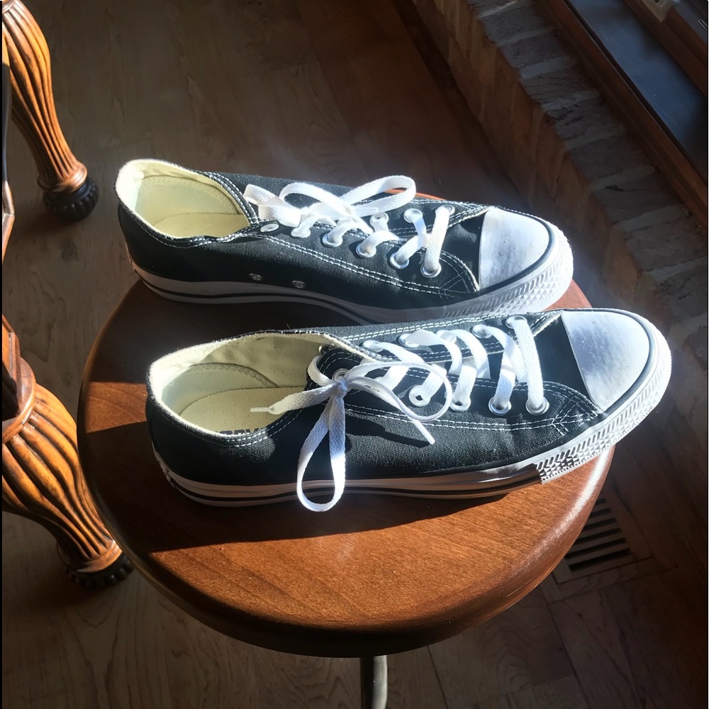 Black & white converse